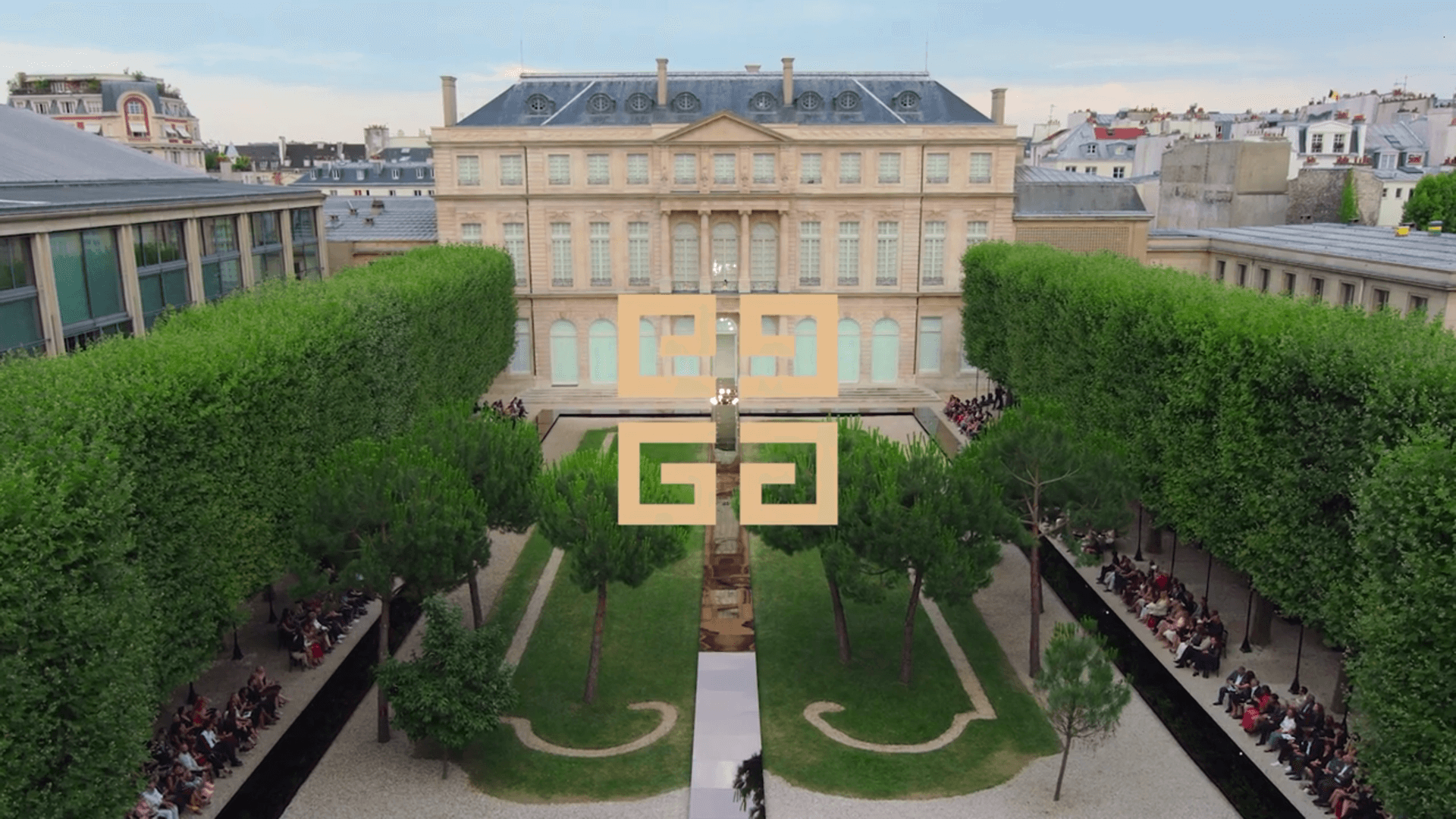 Givenchy Haute Couture Automn/Winter 2018 Givenchy Haute Couture Automn/Winter 2018 Show