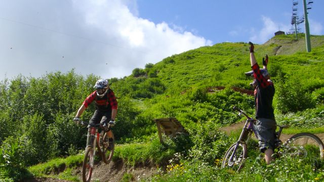 Mountain Bikers Paris