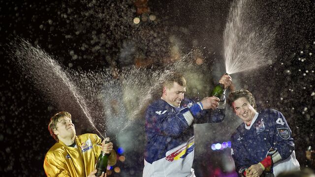 Red Bull Crashed Ice 2012 - Canada's Kyle Croxall wins season opener at St Paul, USA
