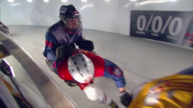 HIGHLIGHTS OF THE 2012 RED BULL CRASHED ICE FINAL IN QUEBEC